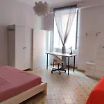 Bilocale San Paolo Metro B Up To 5 Guests