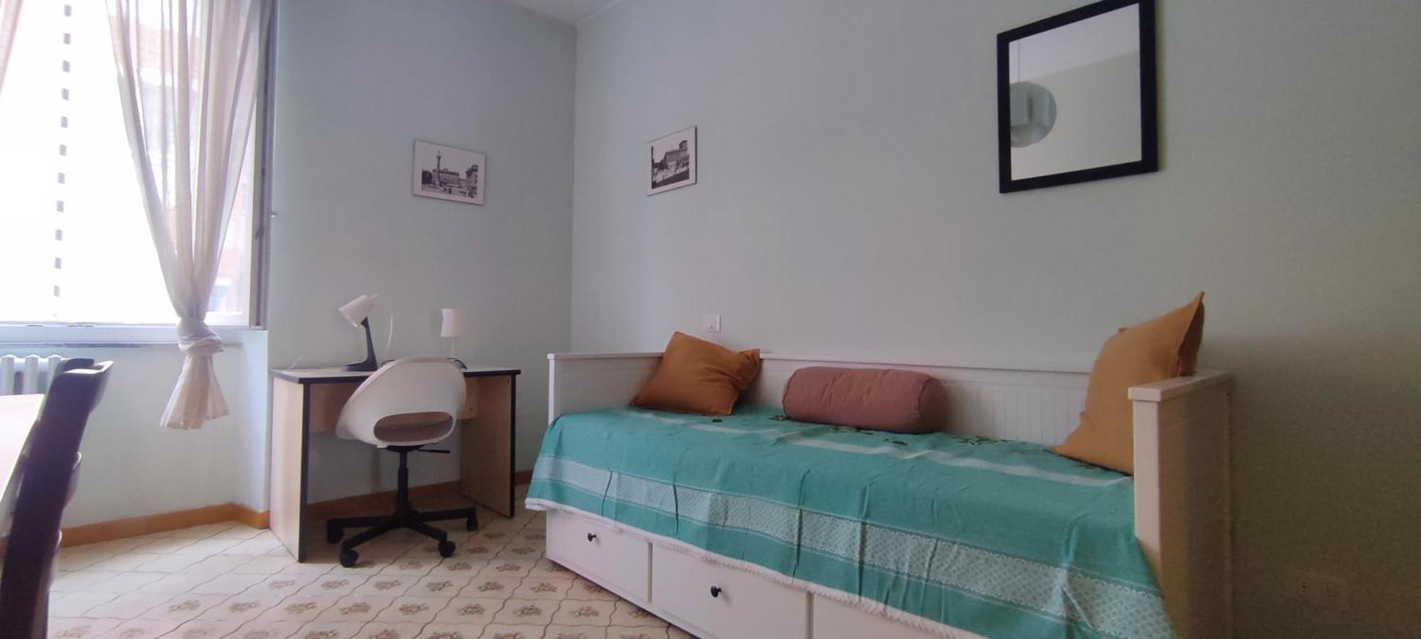Bilocale San Paolo Metro B Up To 5 Guests